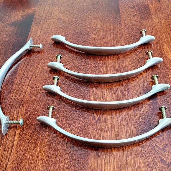 Elegant Stainless Steel Cabinet Handles - Picture 4 of 5